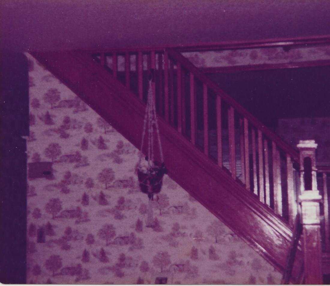 Lakewood Ave stairway