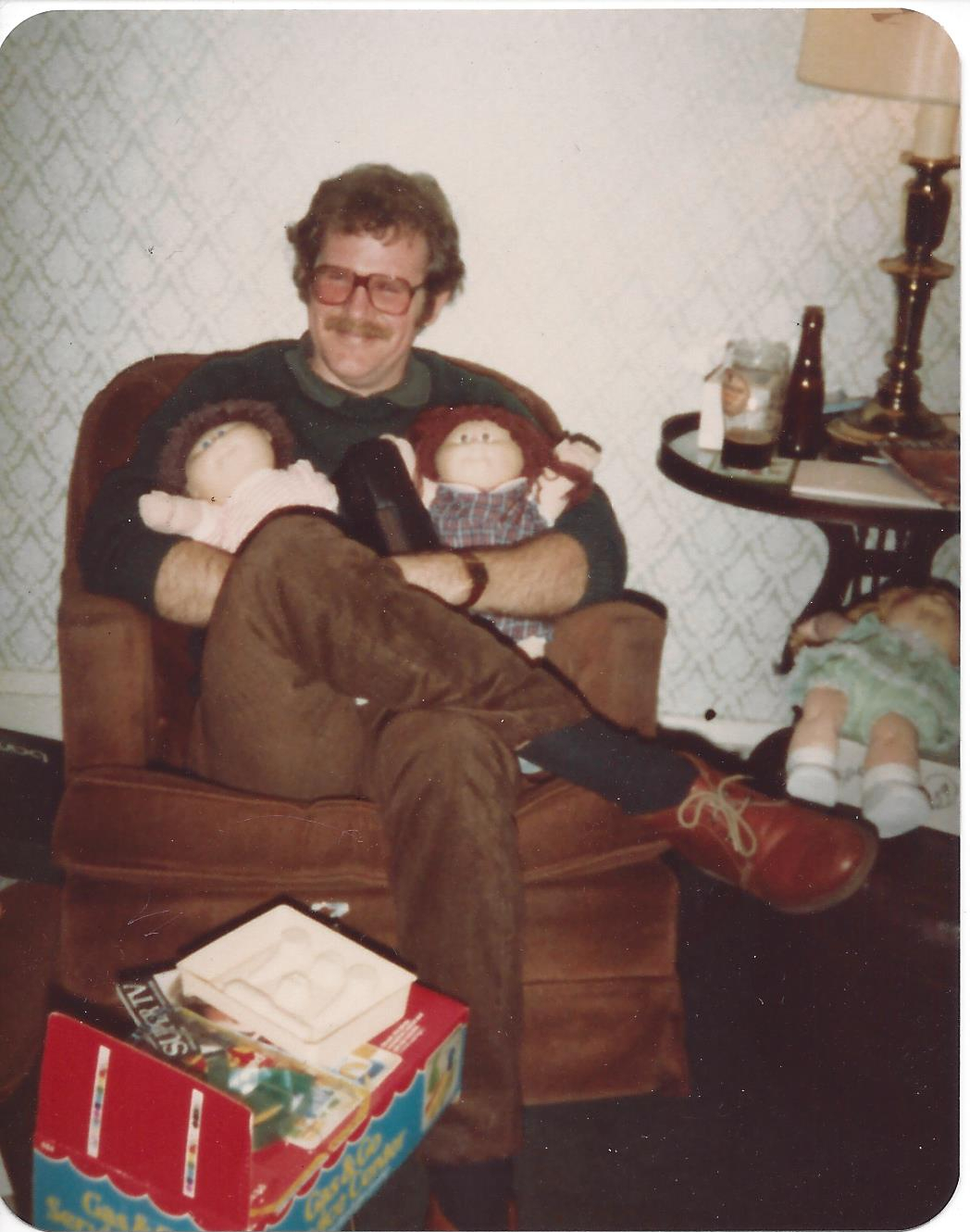 1983 Jim xmas with dolls-Lakewood