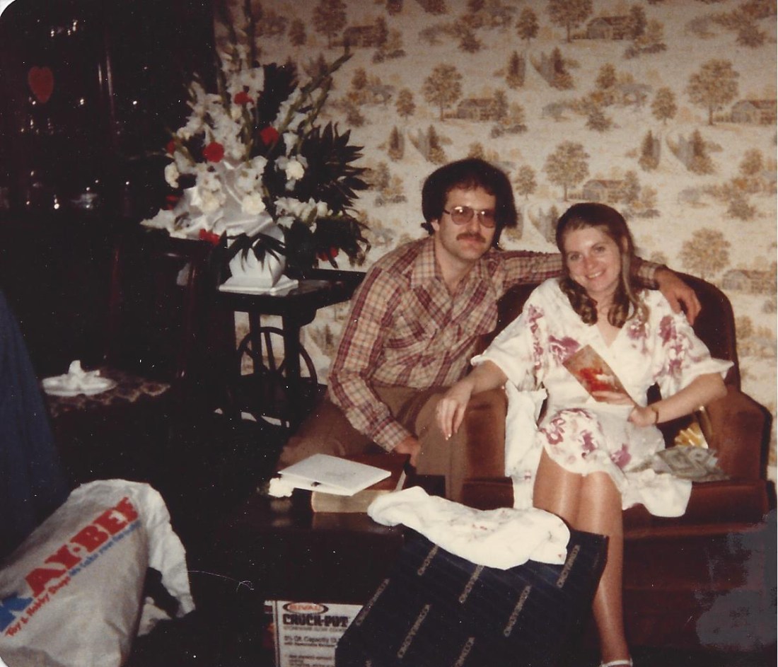 Jackie & Richard Bosse xmas Lakewood Ave.