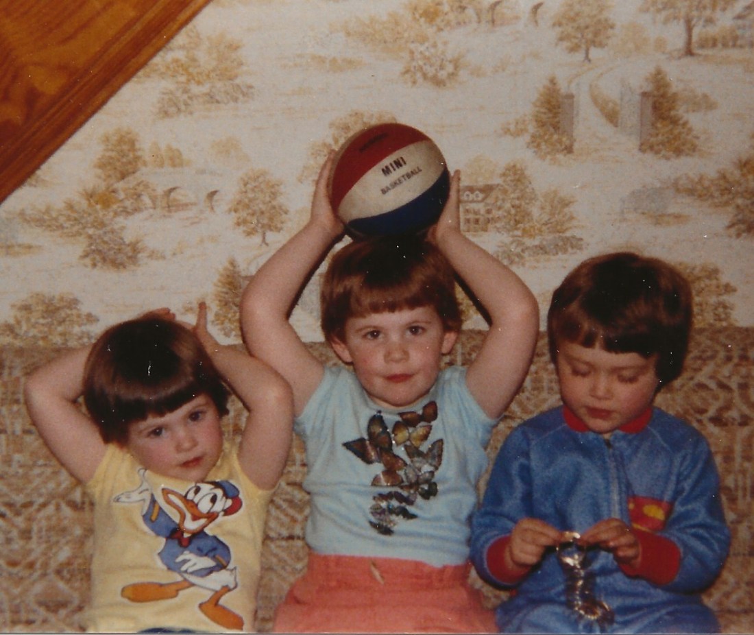 Katie Maura April Lakewood sofa